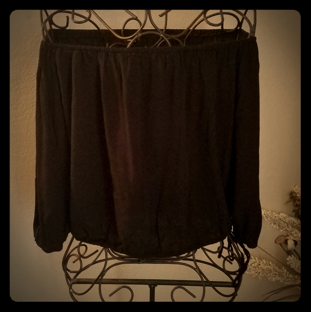 Black off the shoulder, drawstring crop top